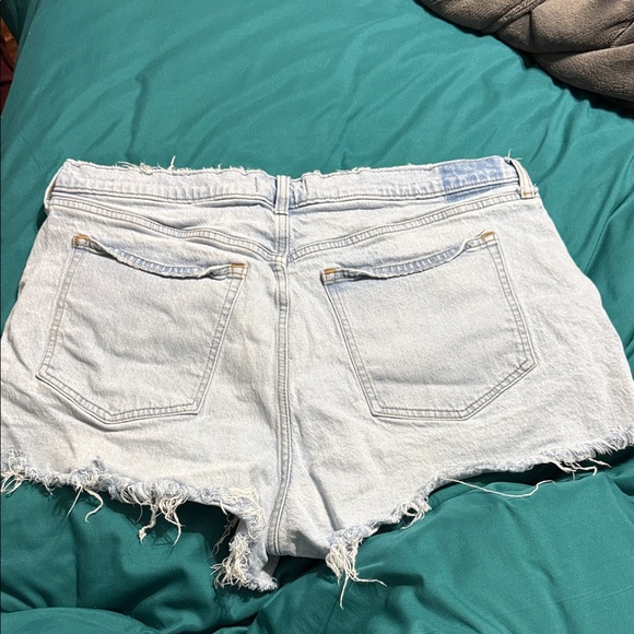 Abercrombie & Fitch Light Blue Distressed Denim Jean Shorts - Picture 4 of 4